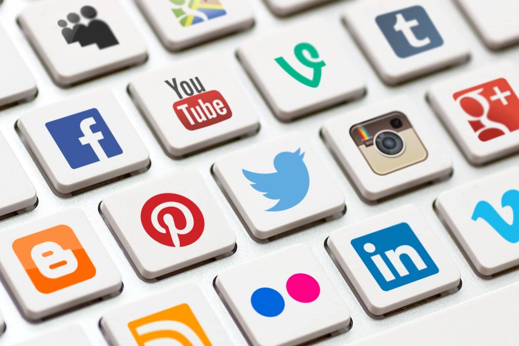 8 Social Media tools to automate your Business